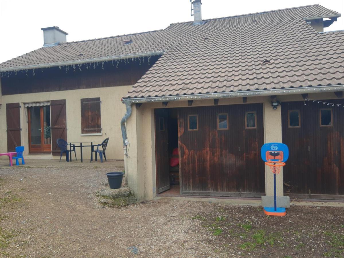 Maison du bonheur Mont-sous-Vaudrey Eksteriør billede